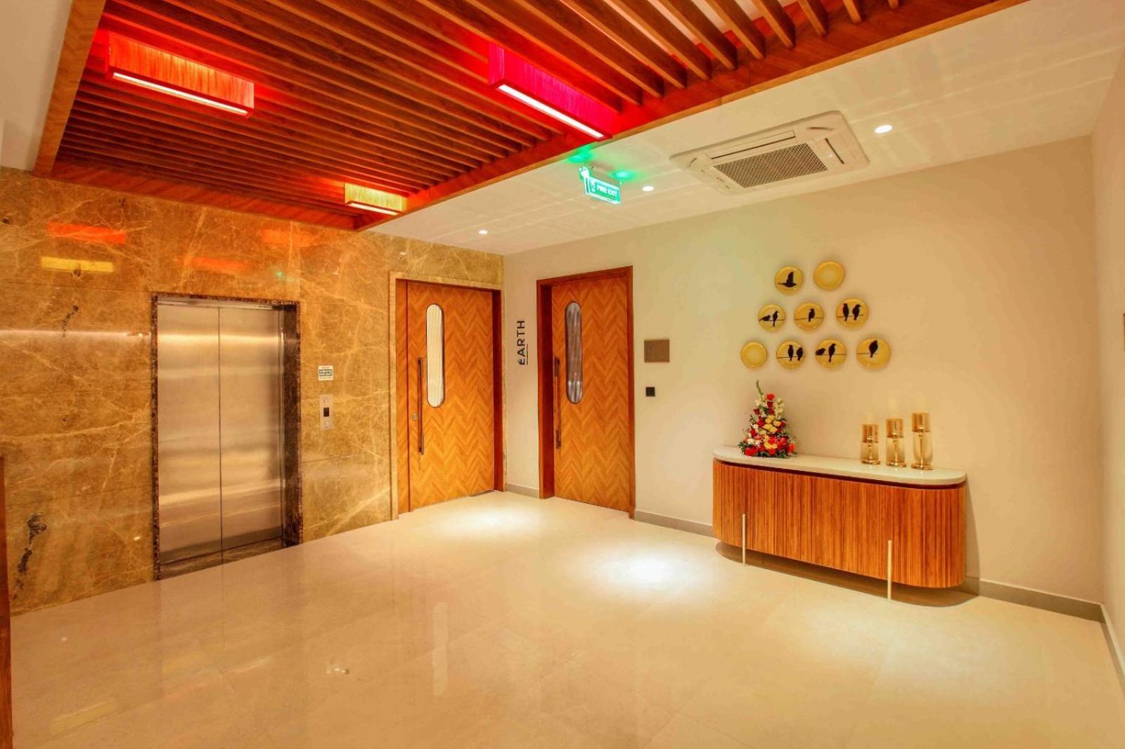 Park Residency Ayarkunnam Hotel Pullappalli Kültér fotó