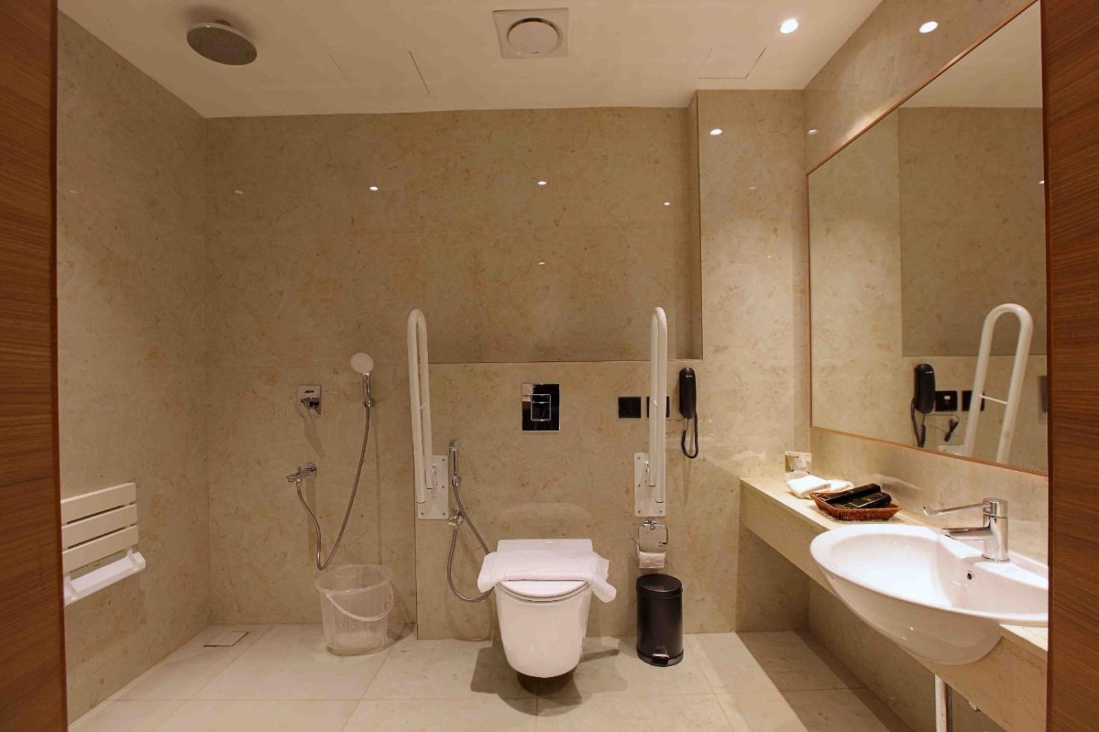 Park Residency Ayarkunnam Hotel Pullappalli Kültér fotó